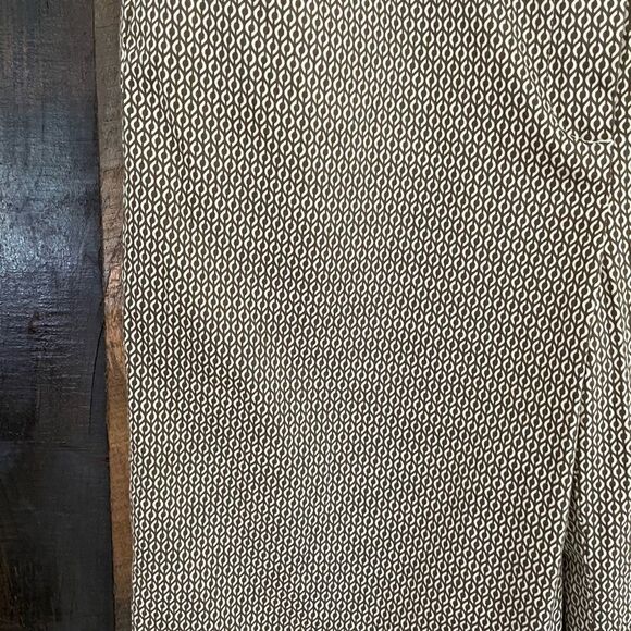 Talbots flat front crop print stretch pants, cotton and spandex blend, size 12. - Picture 3 of 5